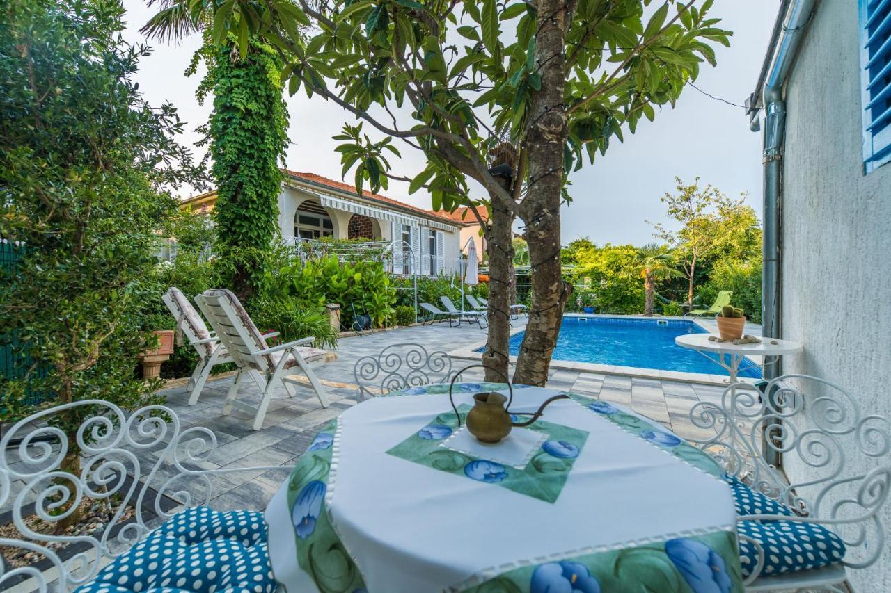Villa Emilia Vodice Exterior photo